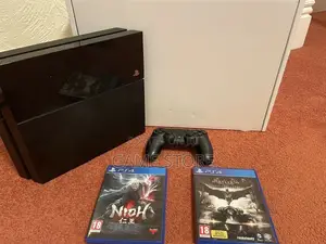 PS4 Standard Console