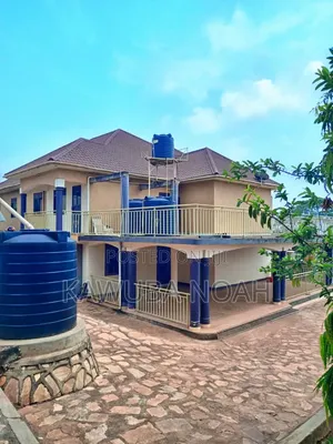 6-Bedroom House for Sale in Wanyage, Jinja