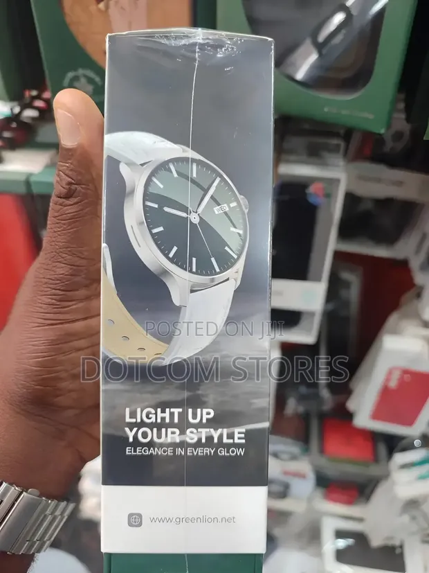 Green Lion Lunar AMOLED Smart Watch - 1
