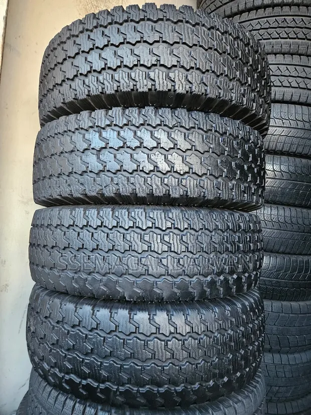 Used Ranger Tyres 205/70R15 AT - 1