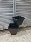 Metroblock Large Plastic Flower Pots - 1