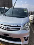 Toyota Noah 2.0 143hp AWD (8 Seater) 2013 Silver - 1