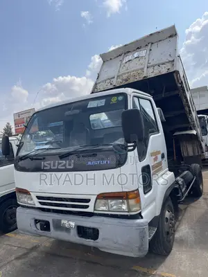 Isuzu FY Series Dump Truck - 1997 Model