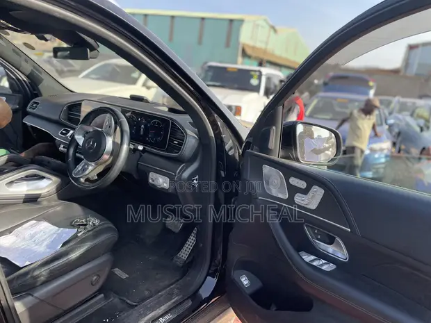 Mercedes-Benz GLE 400d 4MATIC 2019 Black - 1