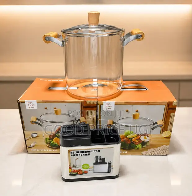 Borosilicate Glass Cooking Pot with Wooden Handles - 1