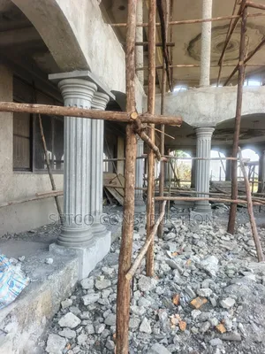 Molding Columns & Concrete Arches