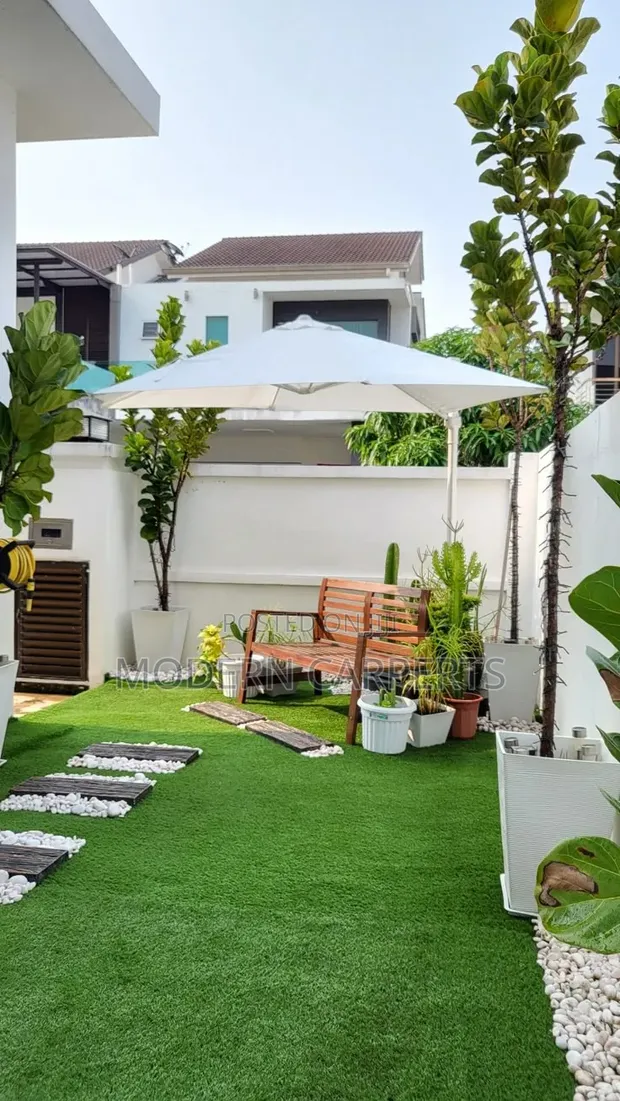 MRNV Artificial Turf - 1