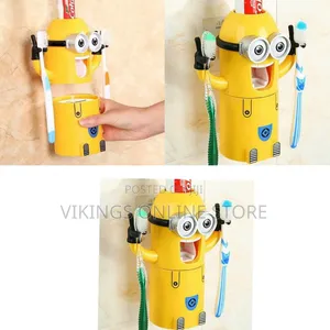 Automatic Minions Wash Kit - Toothpaste & Toothbrush Holders