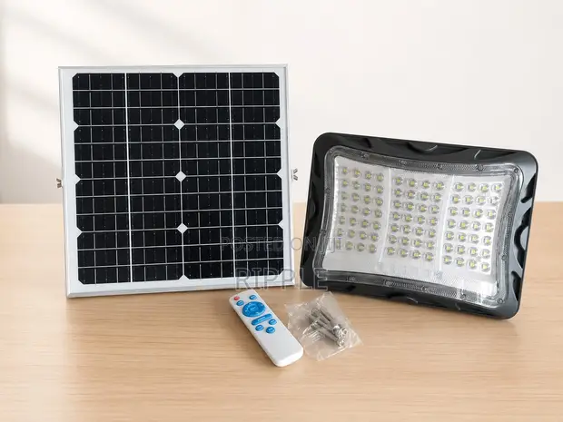 500W Solar Flood Light with 25W Panel & Remote - 1