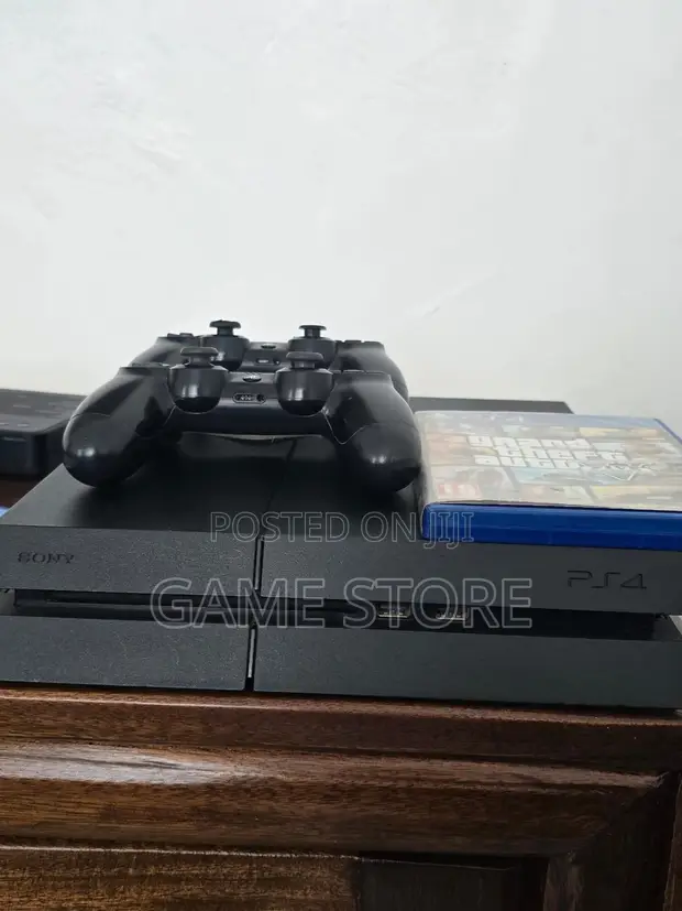 PS4 Standard Console - 1