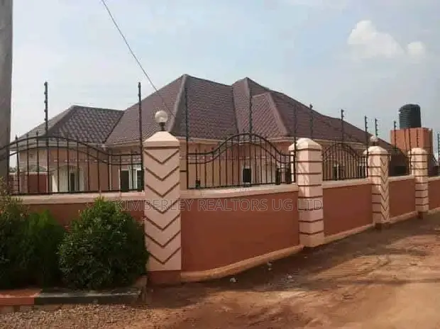 4 Bedroom House for Sale in Matugga Kavule - 1