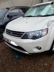 Mitsubishi Outlander ES 2010 White - 2