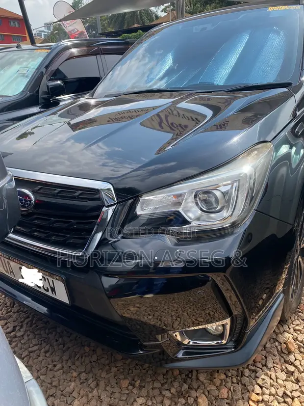 Subaru Forester 2.0XT Touring AWD 2016 Black - 1