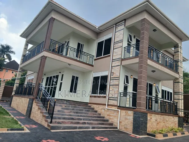 6-Bedroom House for Sale in Bwebajja, Ssisa - 1