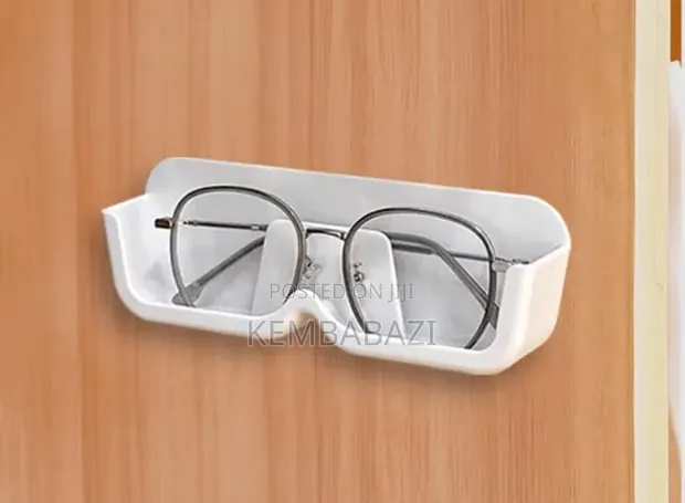 Wall-Mounted Glass Holder - 1