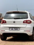 Volkswagen Tiguan 2012 White - 3