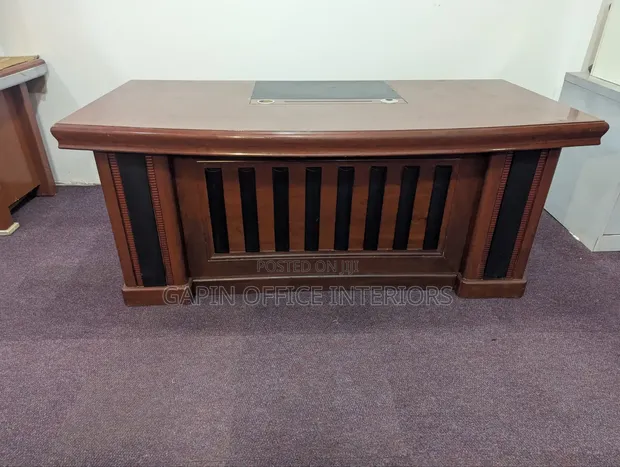 Executive Office Table (180cm) with Movable Drawers - 1