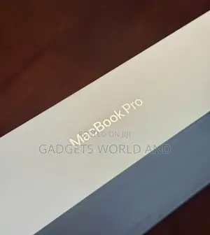 Apple MacBook Pro 14" M5 Pro 24GB RAM 1TB SSD