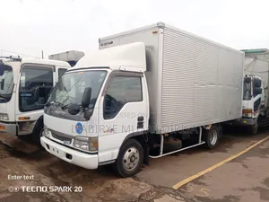 Mitsubishi Canter Truck 2005