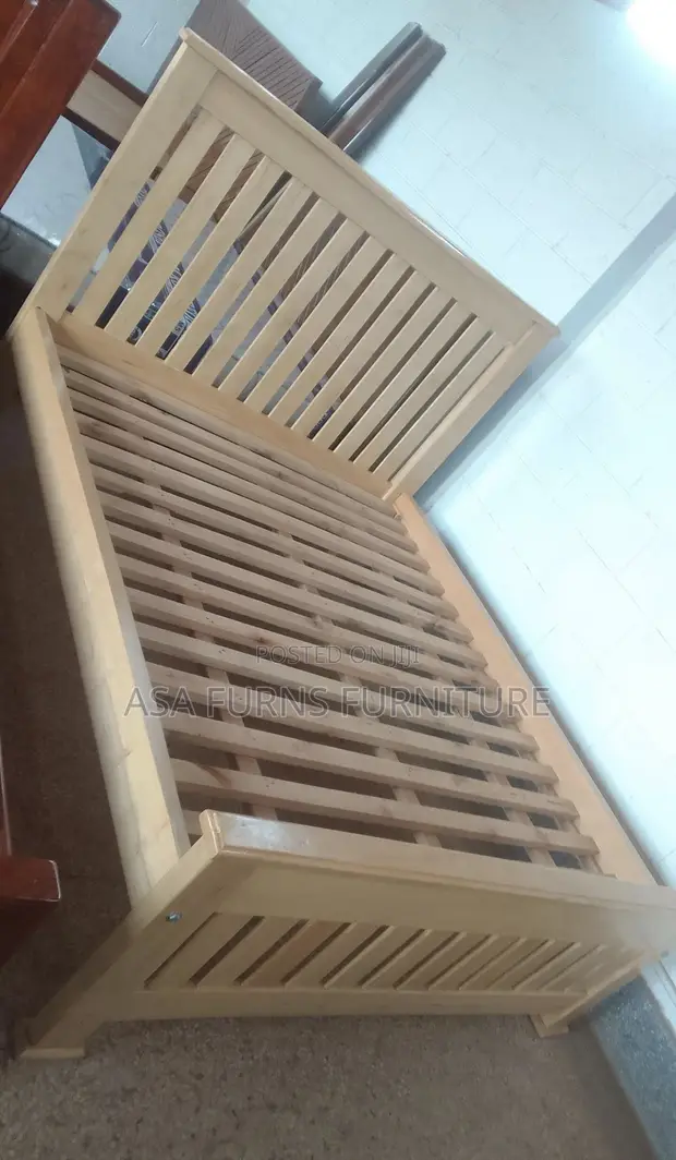 Standard 5x6 Feet Wooden Bed - 1