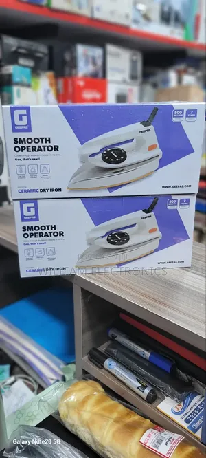 Geepas Ceramic Dry Iron GDI7729