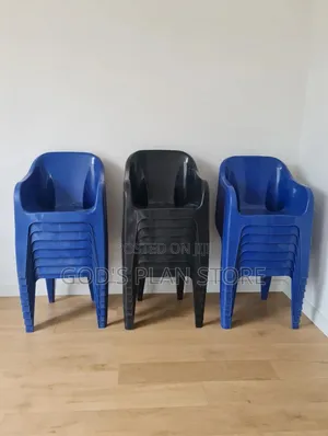 MonarchRest Outdoor Plastic Chairs