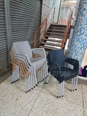 Willow Arm Plastic Chairs