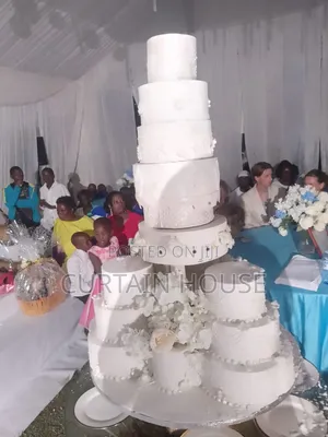 Bambayiwa Cakes - Wedding & Celebration Cakes