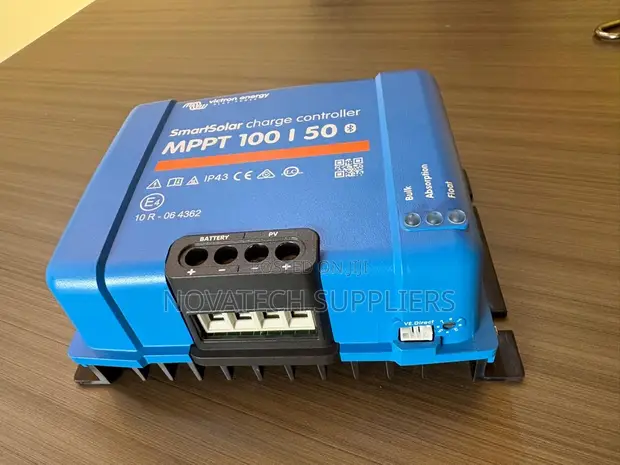 Victron SmartSolar MPPT 100/50 Charge Controller - 1