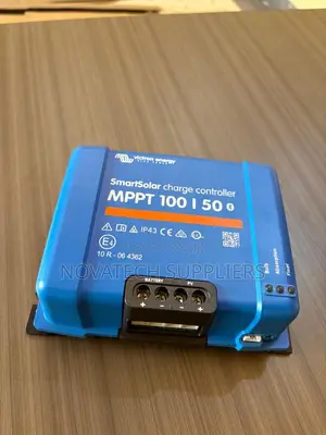 Victron SmartSolar MPPT 100/50 Charge Controller