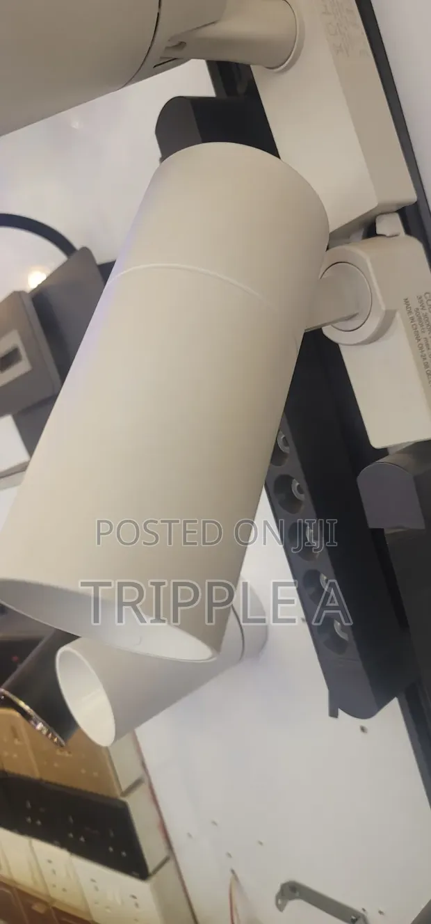 White Color Track Light - 1