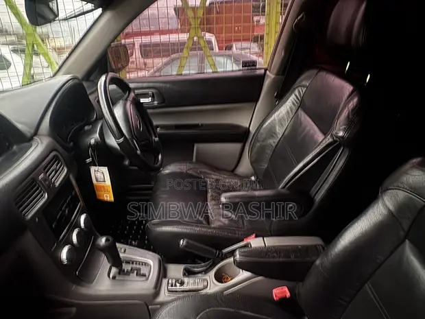 Subaru Forester 2003 White - 1