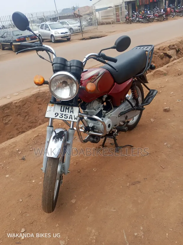 Bajaj Boxer 100 2025 Red - 1