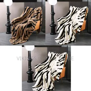 200x230cm Fuzzy Zebra Striped Faux Fur Throw Blanket