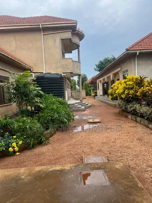 11-Bedroom Mansion in Wakiso with Lake View