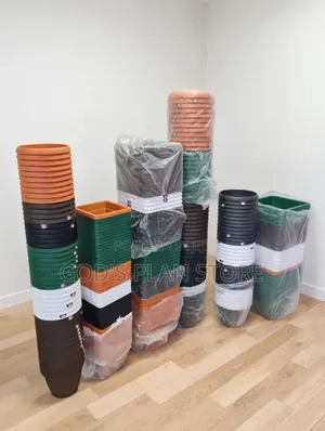 UV Resistant Plastic Flower Pots