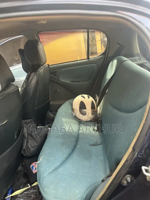 Toyota Vitz 1999 Blue - 1