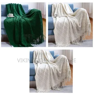 Cozy Knitted Blanket 130x230cm - Solid Color Embossed Nordic Throw