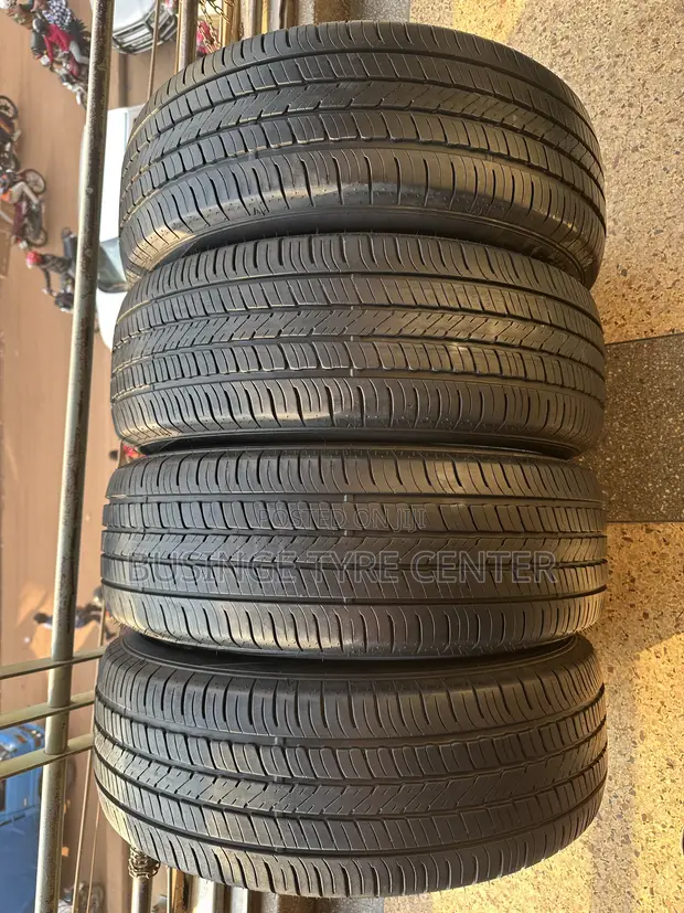 225/60R18 Dunlop Tires - Japan Used - 1