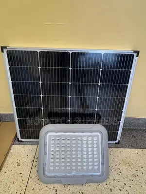 Blue Carbon 500W Outdoor Solar Flood Light