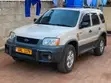 Ford Escape 2005 Gold - 2