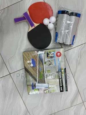 Table Tennis Racket Set with Net and Balls