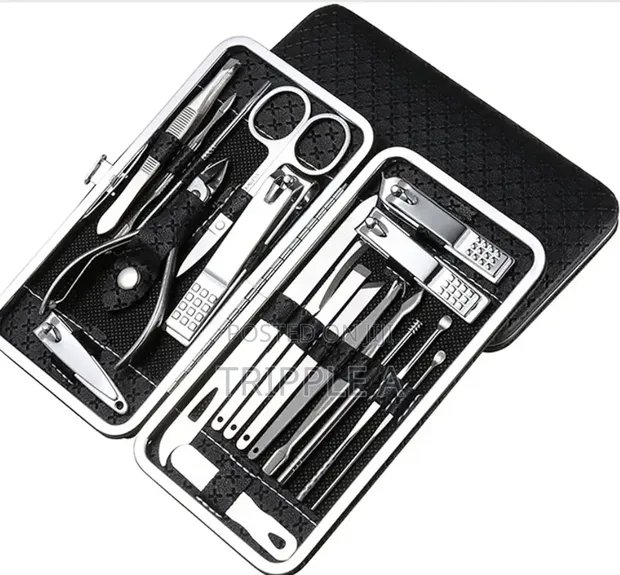 Diagonal Nail Tool Set / Manicure & Pedicure Kit - 1