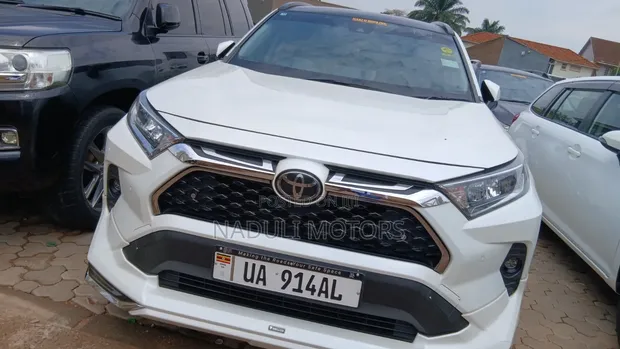 Toyota RAV4 2020 White - 1