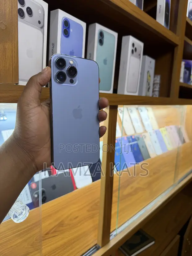 Apple iPhone 13 Pro Max 256GB Blue - 1