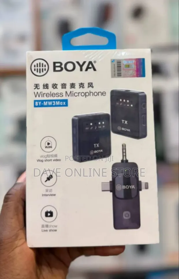 Boya BY-MW3MAX Wireless Microphone System - 1