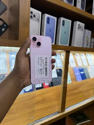 Apple iPhone 15 256GB Pink