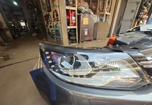 Volkswagen Tiguan 2012-2017 Headlamp