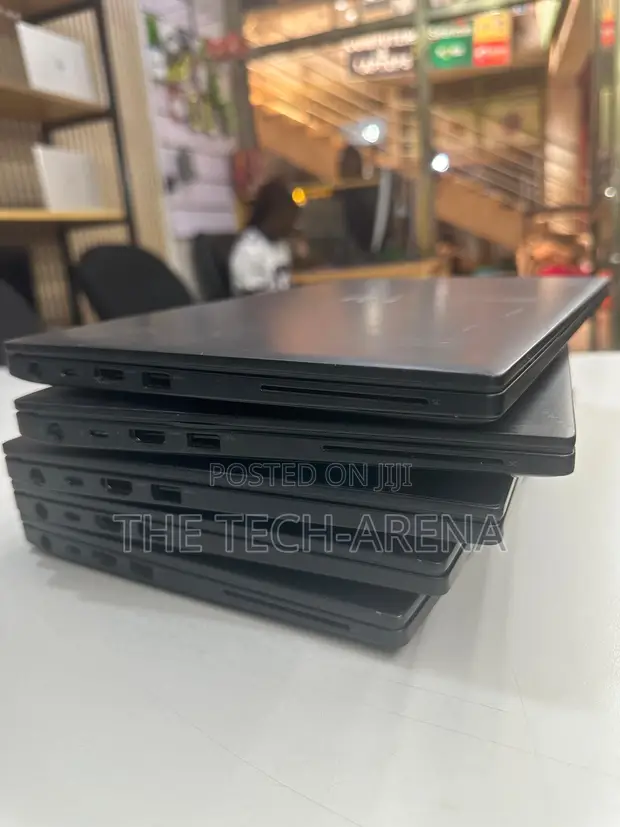 Dell Latitude 7280 Laptop - Intel Core i7, 8GB RAM, 256GB SSD - 1