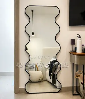 Curved Full Length Mirror - Black